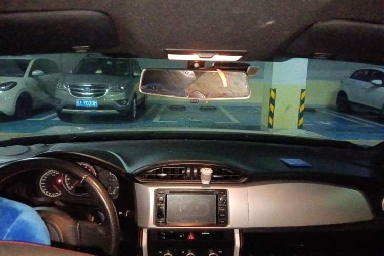 Used Subaru BRZ 2013 2.0i Automatic Luxury Model Headliner