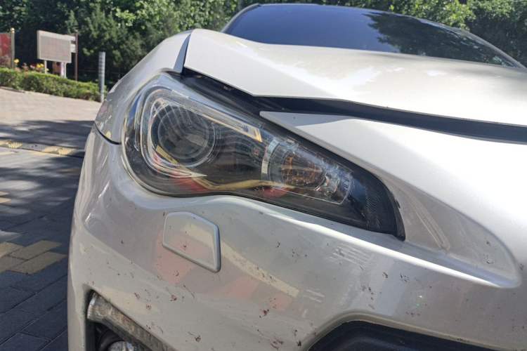 Used Subaru BRZ 2013 2.0i Automatic Luxury Model Right Front Headlight