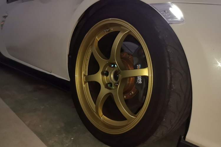 Used Subaru BRZ 2013 2.0i Manual Luxury Model Right Front Wheel Hub