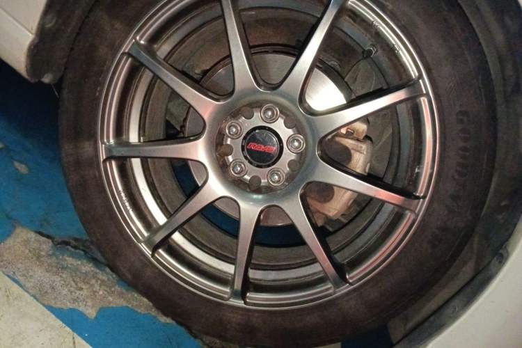 Used Subaru BRZ 2013 2.0i Automatic Luxury Model Right Front Wheel Hub