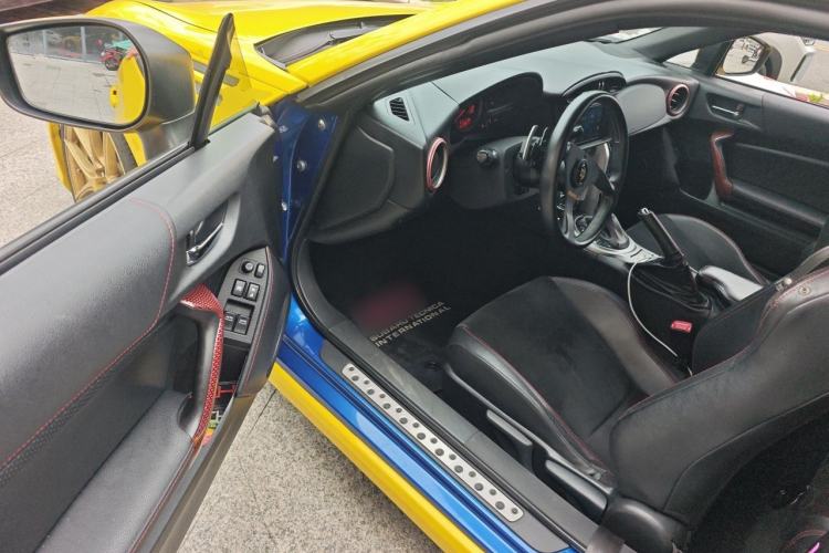 Used Subaru BRZ 2013 2.0i Automatic Luxury Model Driver Seat