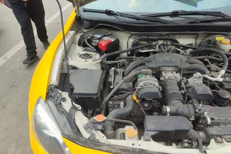 Used Subaru BRZ 2013 2.0i Automatic Luxury Model Engine Bay Right