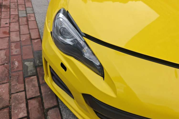 Used Subaru BRZ 2013 2.0i Automatic Luxury Model Right Front Headlight