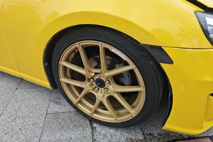 Used Subaru BRZ 2013 2.0i Automatic Luxury Model Right Front Wheel Hub