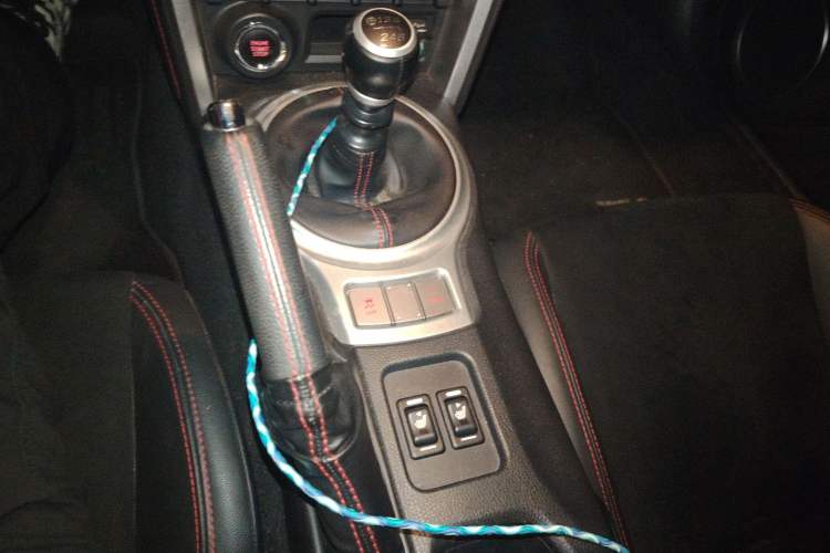 Used Subaru BRZ 2015 2.0i Manual Model Gear Lever