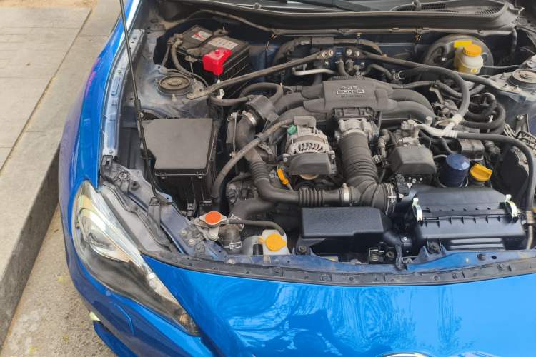 Used Subaru BRZ 2015 2.0i Automatic Model Engine Bay Right
