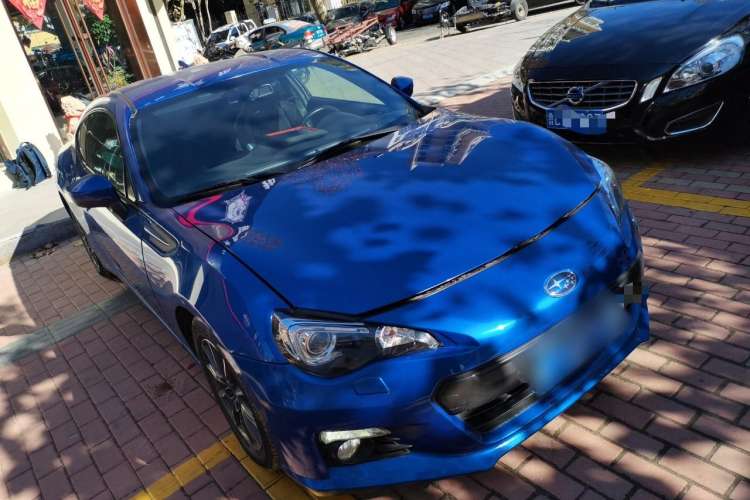 Used Subaru BRZ 2015 2.0i Automatic Model Front Right 45 Deg