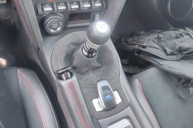Used Subaru BRZ 2015 2.0i Manual Model Gear Lever