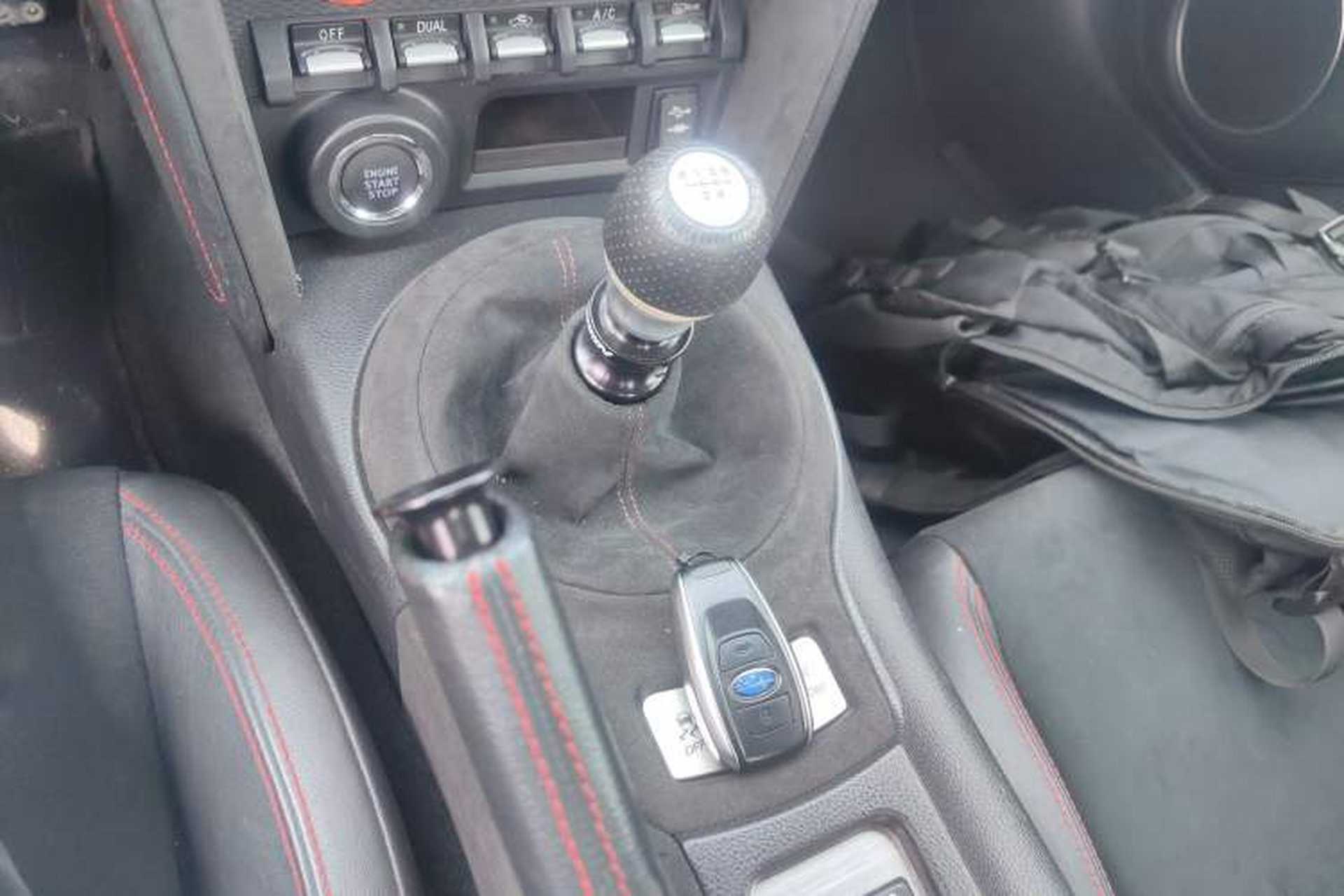 Used Subaru BRZ 2015 2.0i Manual Model Gear Lever