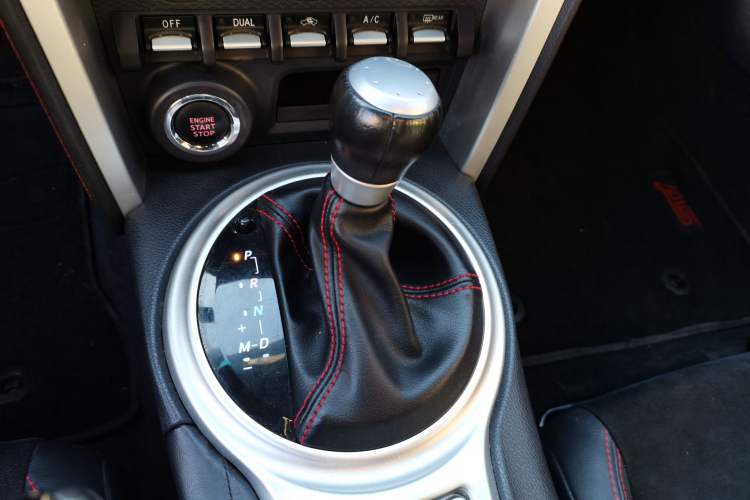 Used Subaru BRZ 2015 2.0i Automatic Model Gear Lever