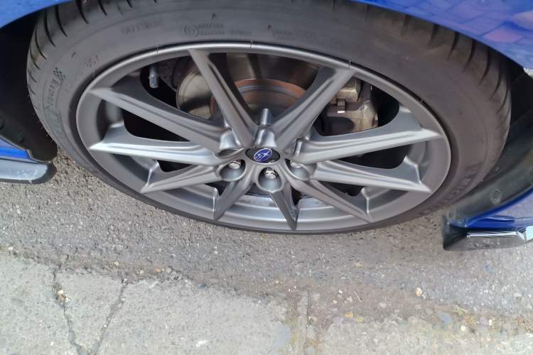 Used Subaru BRZ 2015 2.0i Manual Model Right Front Wheel Hub