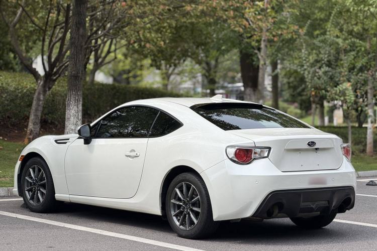 Used Subaru BRZ 2015 2.0i Manual Model Exterior 3