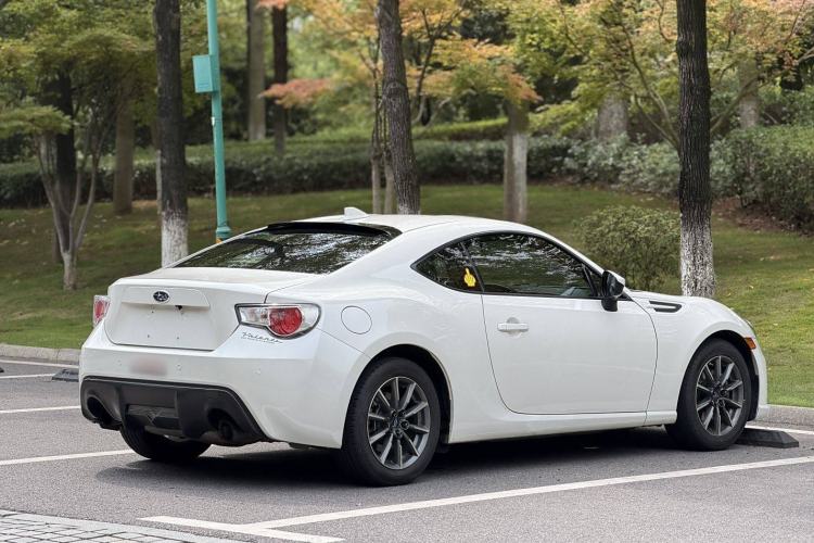 Used Subaru BRZ 2015 2.0i Manual Model Exterior 5
