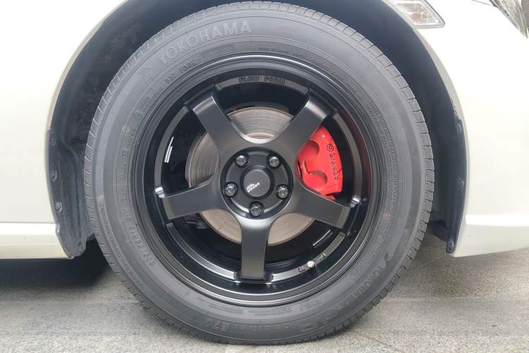 Used Subaru BRZ 2015 2.0i Automatic Model Right Front Wheel Hub