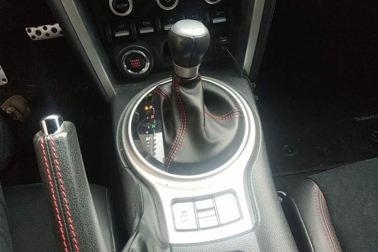 Used Subaru BRZ 2017 2.0i Automatic Type-S Edition Gear Lever