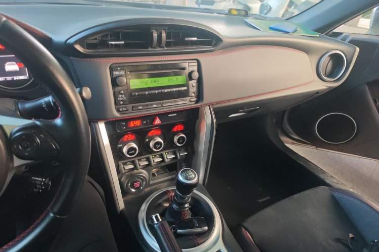 Used Subaru BRZ 2017 2.0i Manual Type-S Edition Audio And AC Panel