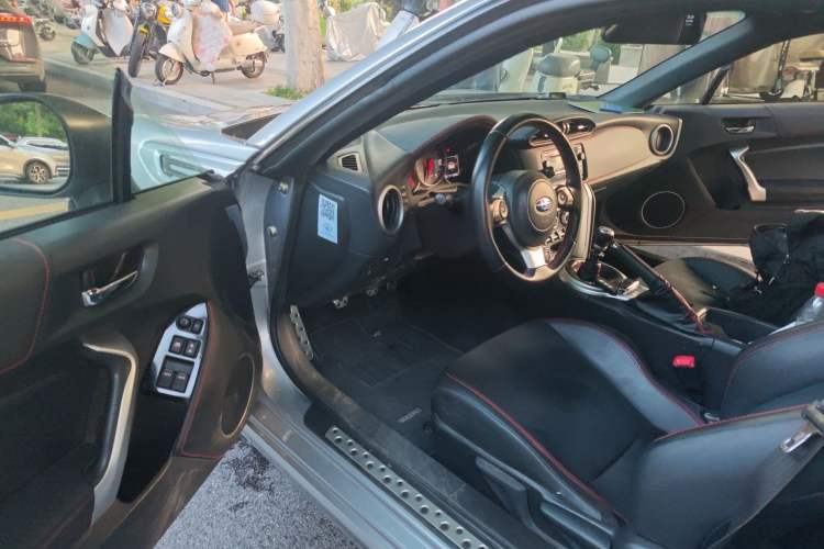 Used Subaru BRZ 2017 2.0i Manual Type-S Edition Driver Seat
