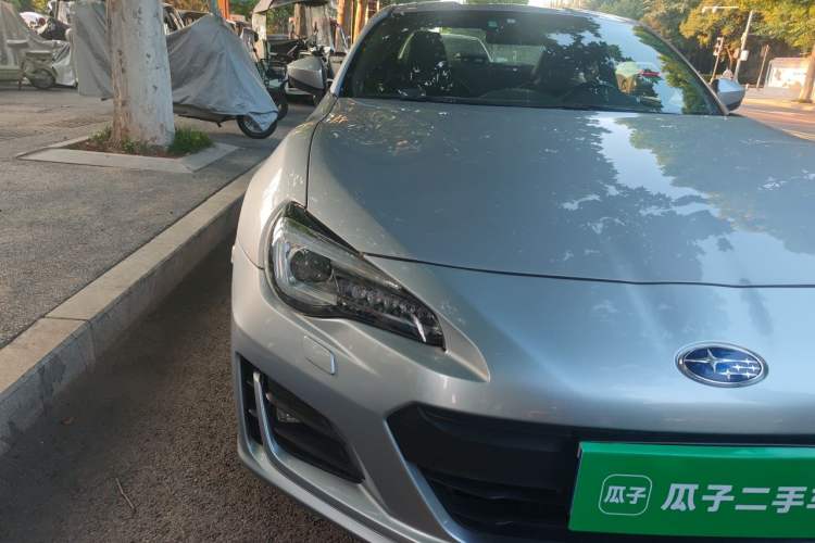 Used Subaru BRZ 2017 2.0i Manual Type-S Edition Right Front Headlight