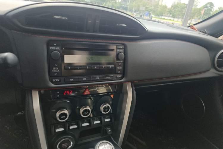 Used Subaru BRZ 2020 2.0L Manual Type-RS Edition Audio And AC Panel