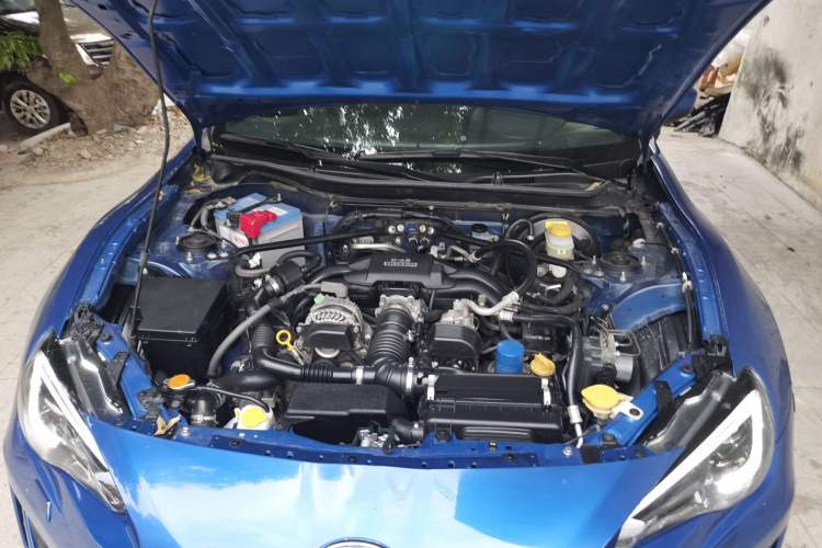Used Subaru BRZ 2020 2.0L Manual Type-RS Edition Engine Bay