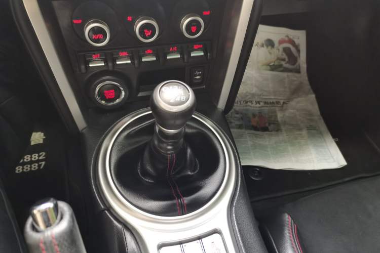 Used Subaru BRZ 2020 2.0L Manual Type-RS Edition Gear Lever