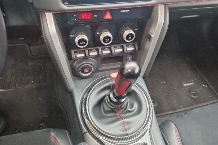 Used Subaru BRZ 2020 2.0L Manual Type-RS Edition Gear Lever