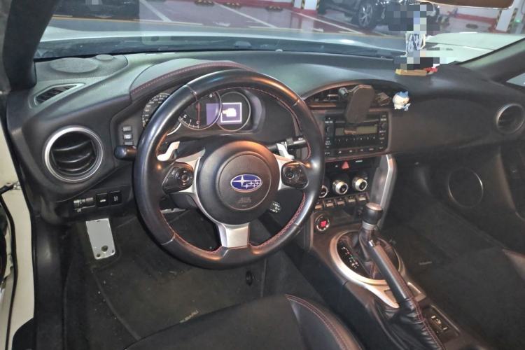 Used Subaru BRZ 2020 2.0L Automatic Type-RS Version Center Console