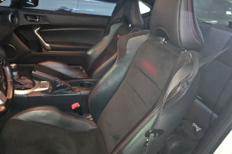 Used Subaru BRZ 2020 2.0L Automatic Type-RS Version Left Front Seat