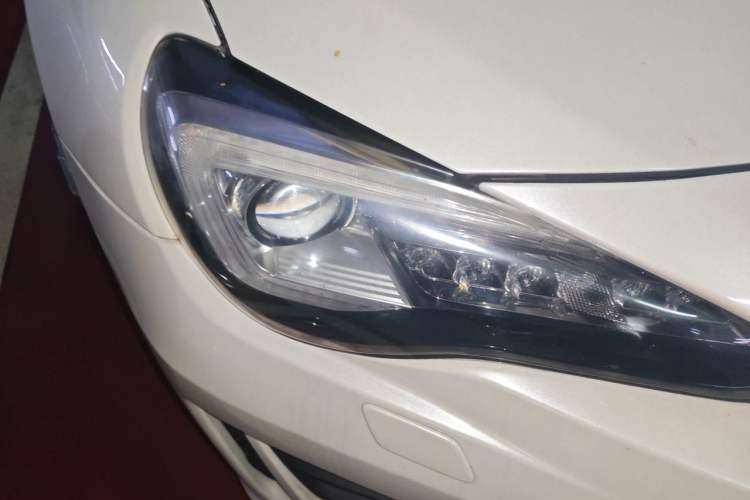 Used Subaru BRZ 2020 2.0L Automatic Type-RS Version Right Front Headlight