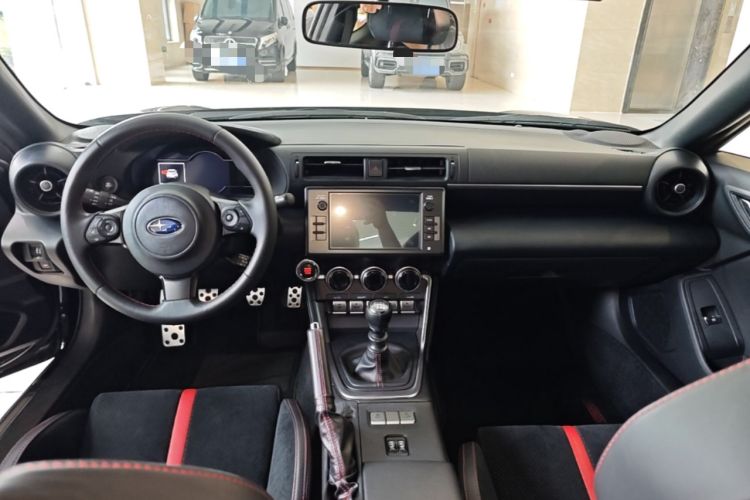 Used Subaru BRZ 2022 2.4L Manual Version Center Console