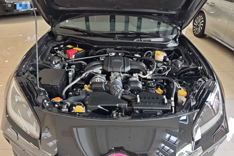 Used Subaru BRZ 2022 2.4L Manual Version Engine Bay