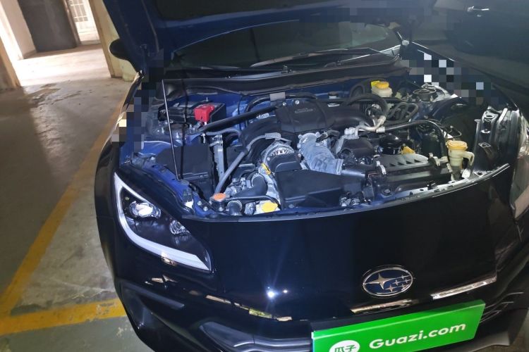 Used Subaru BRZ 2022 2.4L Manual Version Engine Bay Right