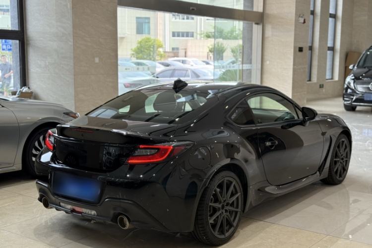 Used Subaru BRZ 2022 2.4L Manual Version Exterior 2