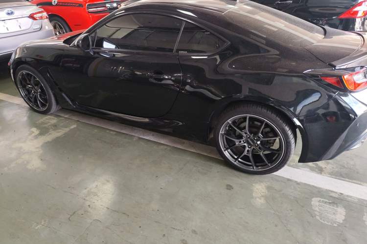 Used Subaru BRZ 2022 2.4L Manual Version Exterior 3