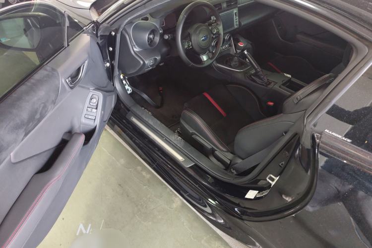 Used Subaru BRZ 2022 2.4L Manual Version Interior 3