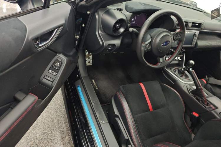 Used Subaru BRZ 2022 2.4L Manual Version Interior 3