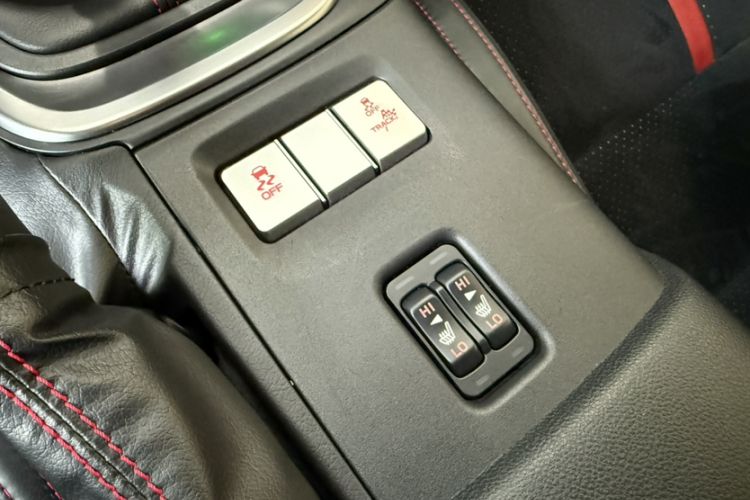 Used Subaru BRZ 2022 2.4L Manual Version Interior 4