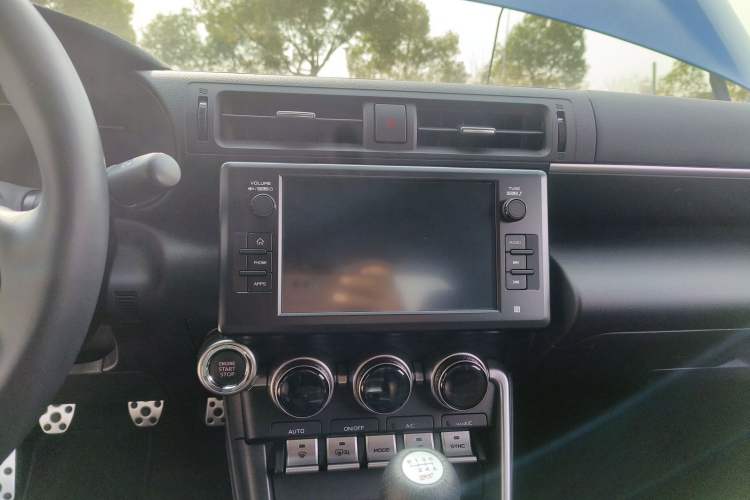 Used Subaru BRZ 2022 2.4L Manual Version Audio And AC Panel