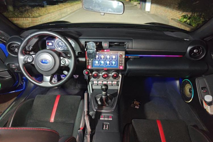 Used Subaru BRZ 2022 2.4L Manual Version Center Console