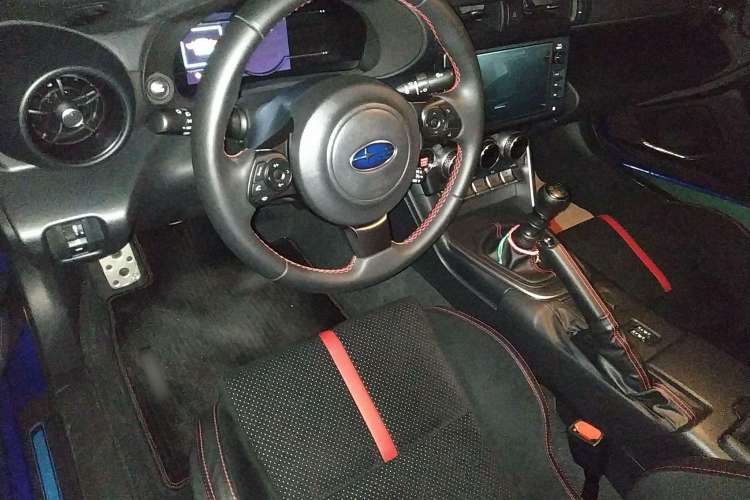 Used Subaru BRZ 2022 2.4L Manual Version Center Console
