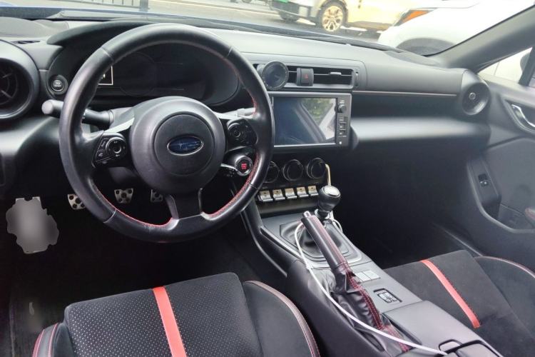 Used Subaru BRZ 2022 2.4L Manual Version Center Console