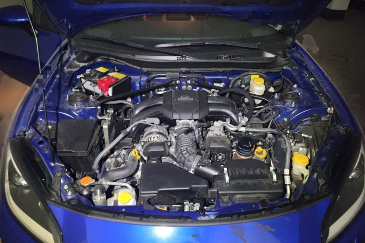 Used Subaru BRZ 2022 2.4L Manual Version Engine Bay