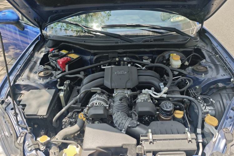 Used Subaru BRZ 2022 2.4L Manual Version Engine Bay