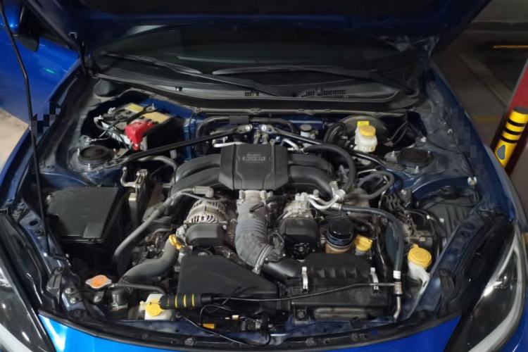 Used Subaru BRZ 2022 2.4L Manual Version Engine Bay