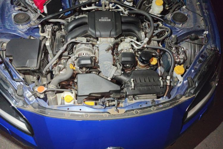 Used Subaru BRZ 2022 2.4L Manual Version Engine Bay