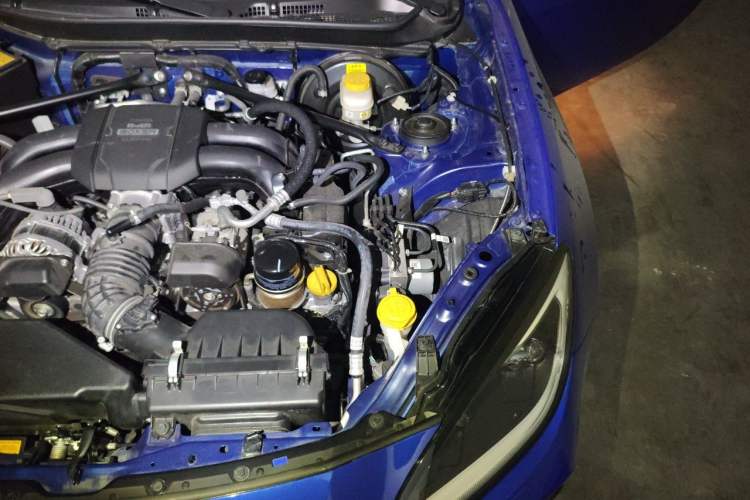 Used Subaru BRZ 2022 2.4L Manual Version Engine Bay Left