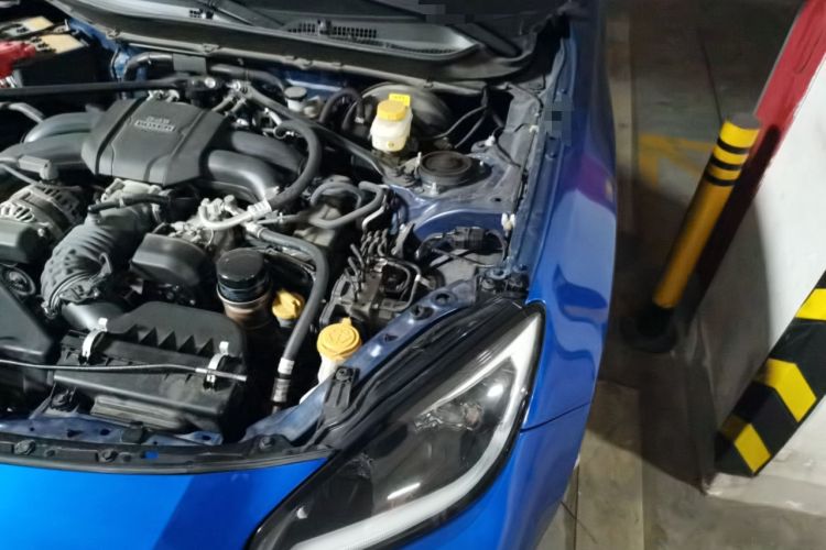 Used Subaru BRZ 2022 2.4L Manual Version Engine Bay Left