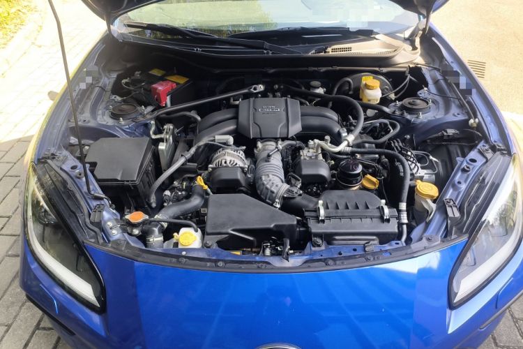 Used Subaru BRZ 2022 2.4L Manual Version Engine Bay