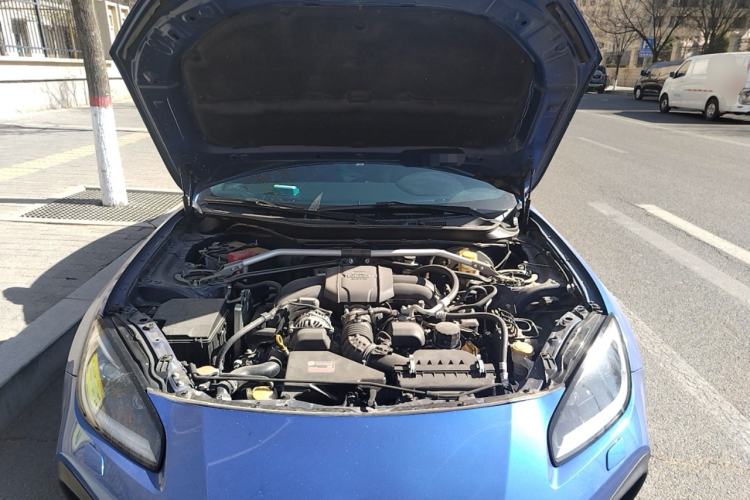 Used Subaru BRZ 2022 2.4L Manual Version Engine Bay