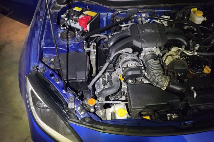 Used Subaru BRZ 2022 2.4L Manual Version Engine Bay Right